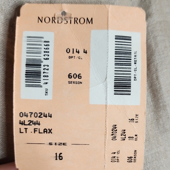 NWT Vintage Nordstrom Linen Beige highrise pleated lined shorts. Size 16 - Picture 4 of 16